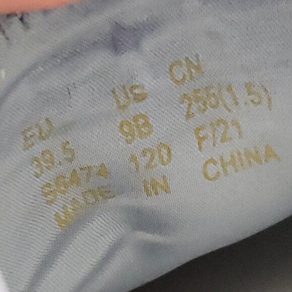 Stuart Weitzman Suede Slip On Sneakers in Dove Tail Blue Size 9 - Picture 14 of 15